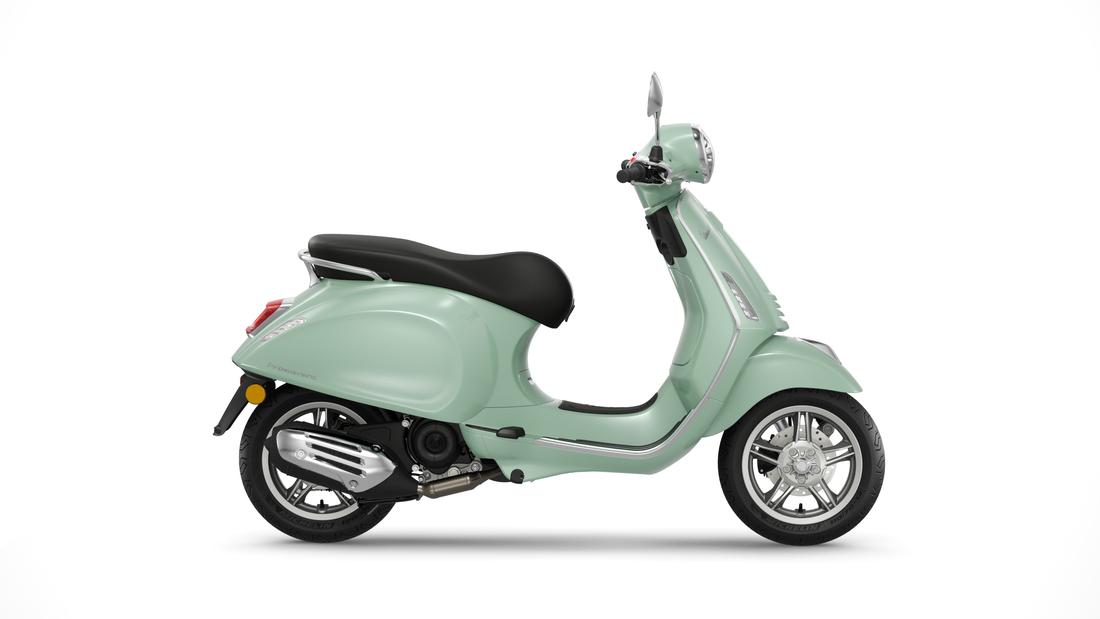 Vespa Primavera 50,  profil droit