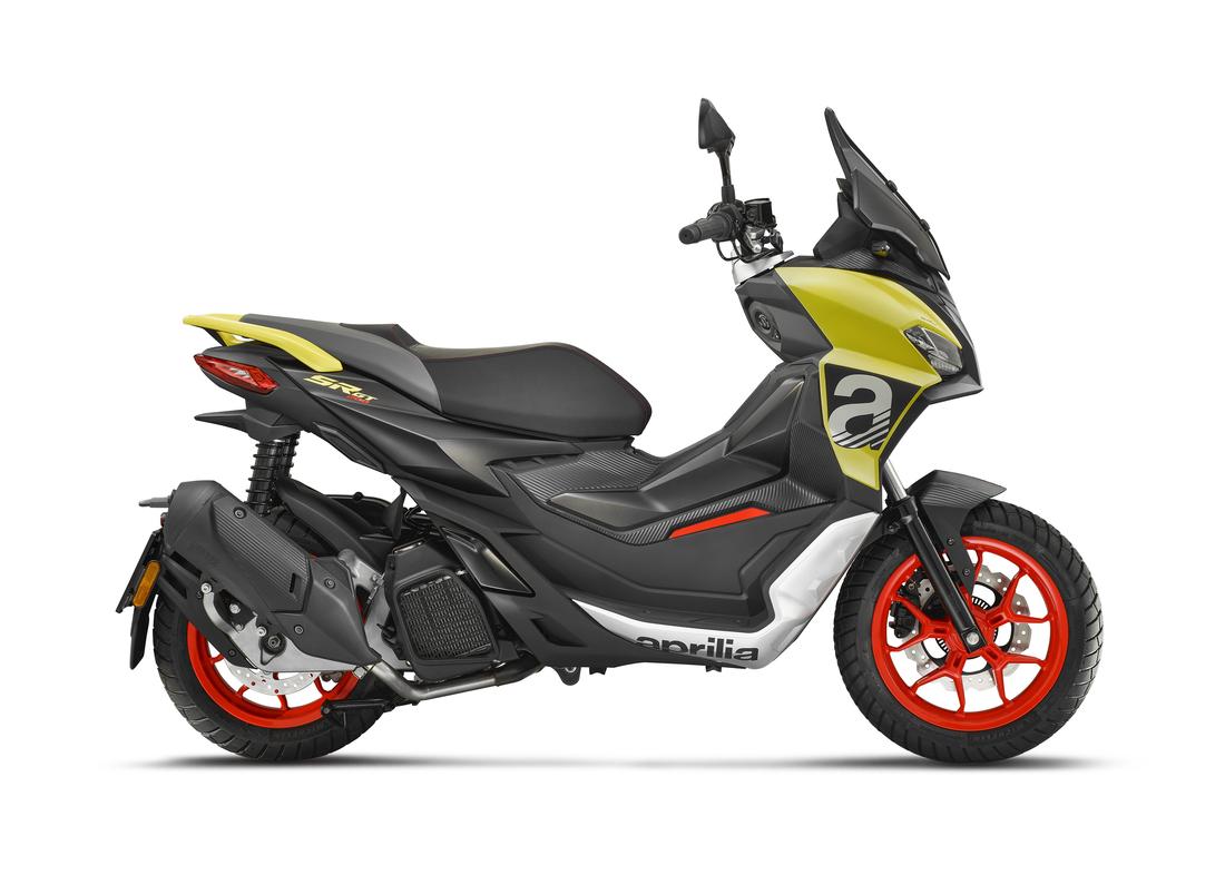 Aprilia SR-GT 125 Sport rouge or, profil droit