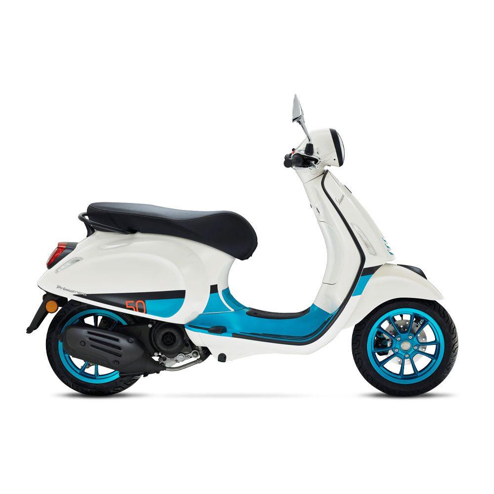 Vespa Primavera Color Vibe 125 blanc et bleu, profil droit