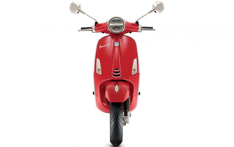 Vespa Primavera 125 Red de face