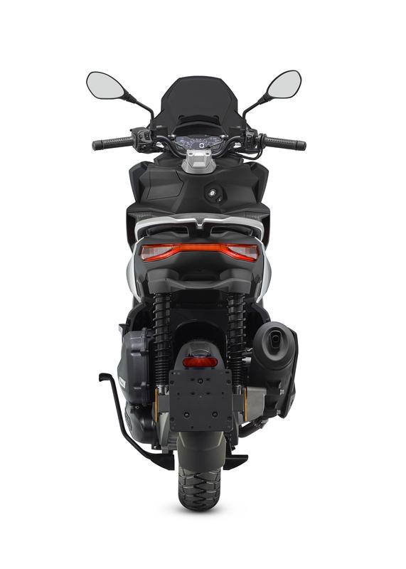 Aprilia SR-GT 125 noir, de dos