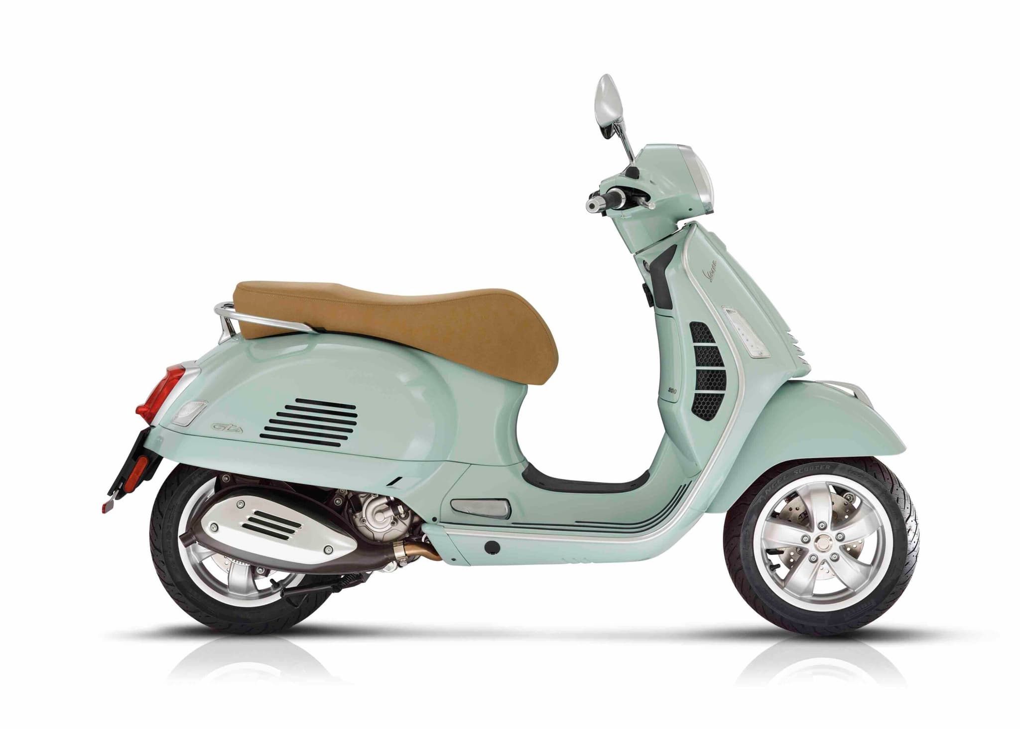 Vespa GTS 300 HPE vert, profil droite