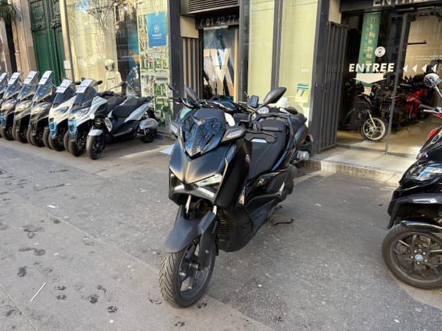 yamaha xmax 125 tech max