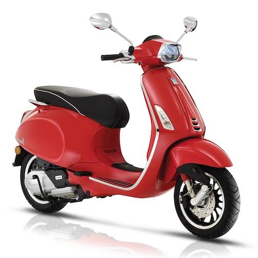 Vespa Sprint 125 rouge, 3 quart face droite