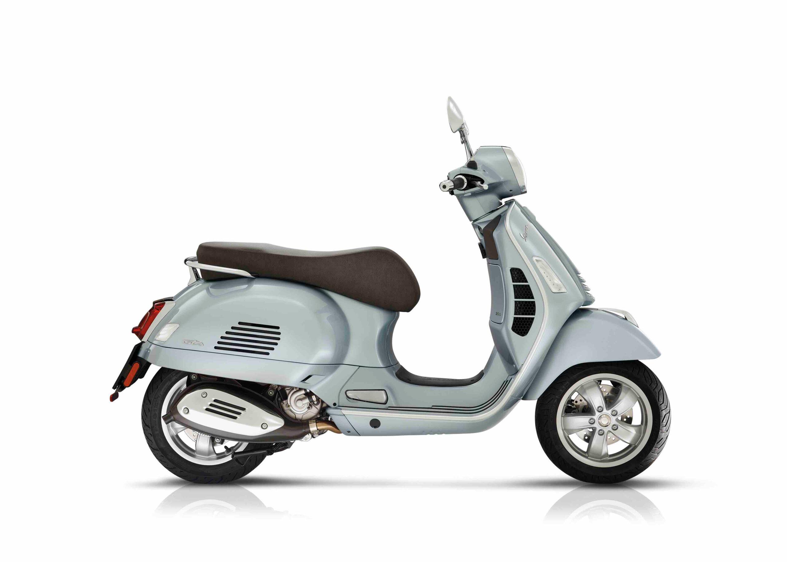 Vespa GTS 300 HPE gris, profil droite