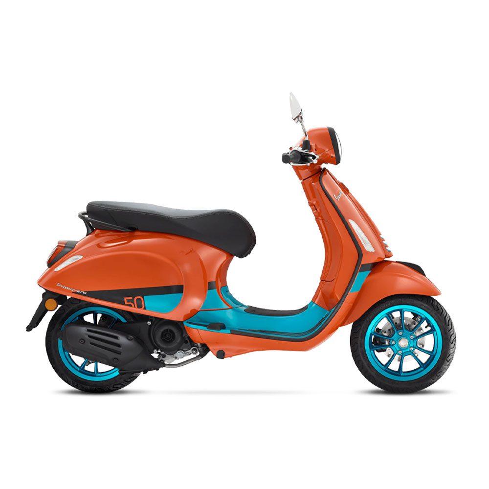 Vespa Primavera Color Vibe 50 orange et bleu, profil droit