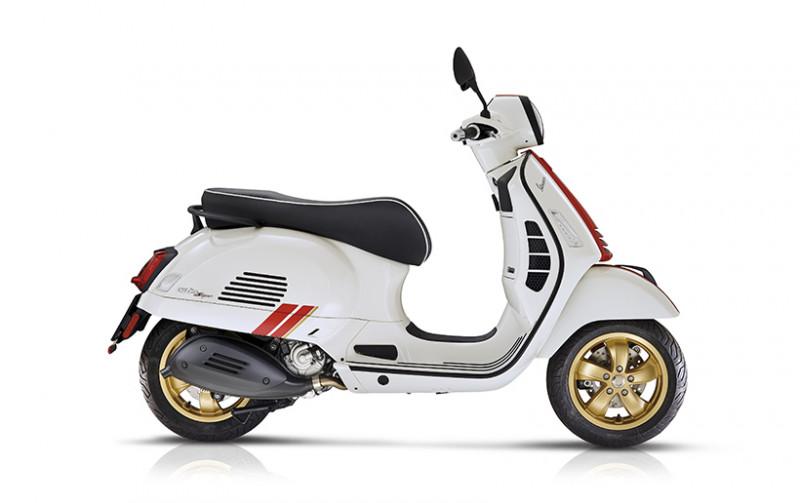 GTS Super Racing Sixties 125 blanc et rouge, profil droit