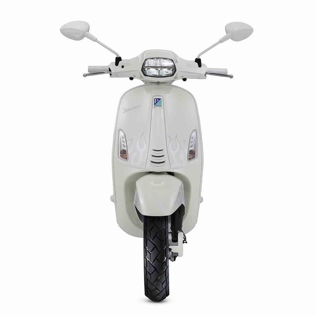 Vespa Sprint 50 x JUSTIN BIEBER, face