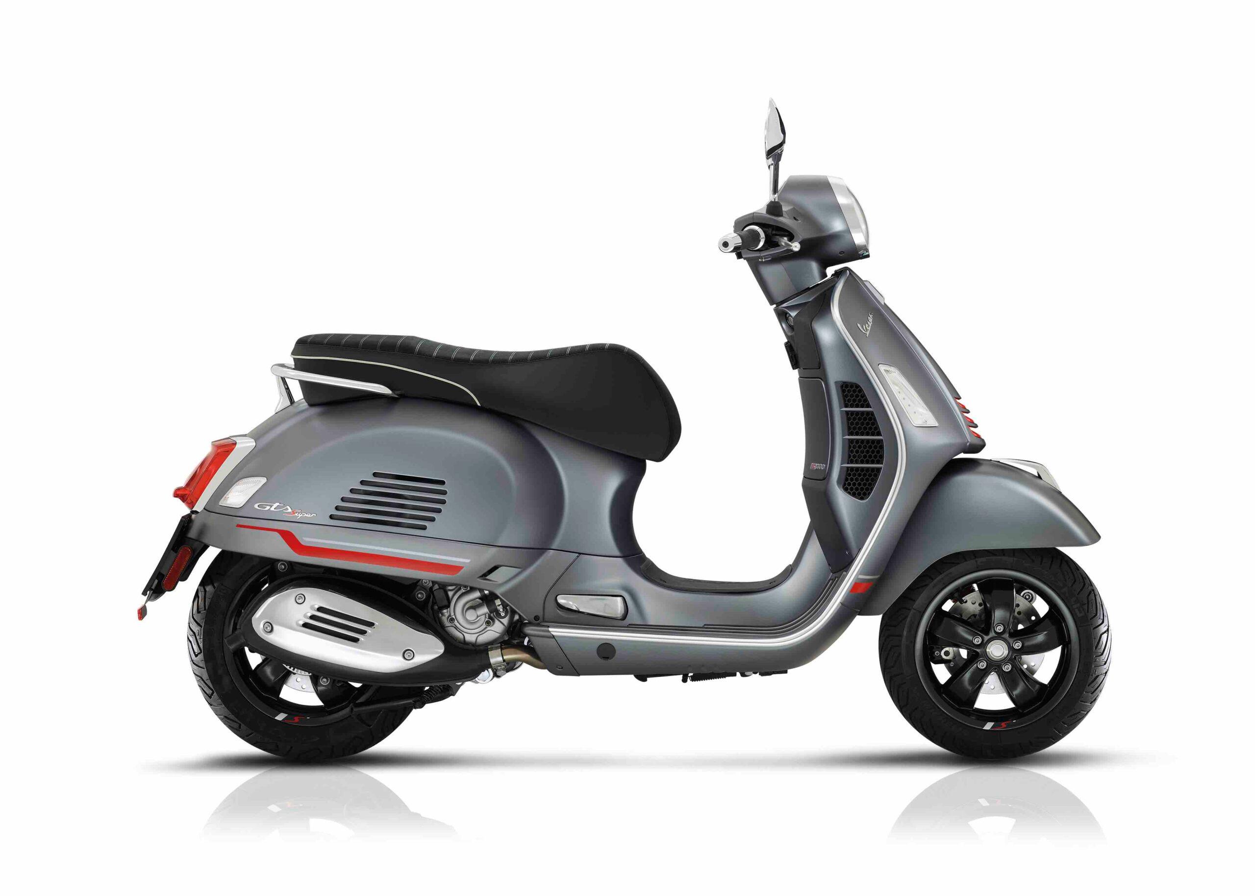 Vespa GTS SuperSport 300 HPE gris matt, profil droit